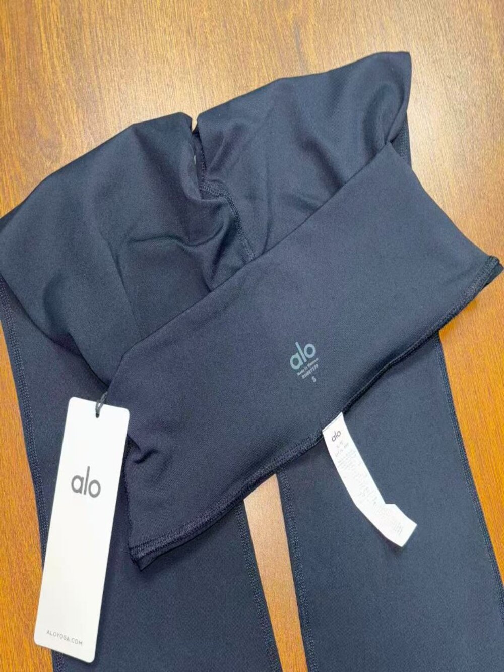 🧘ALO Yoga Airbrush Bootcut Legging High-Waisted Black Yoga Pants Regular🖤 - Picture 4 of 9